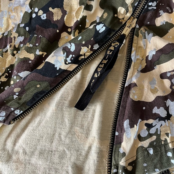 Smith & Graham side zippered t-shirt Size XL - Picture 5 of 7